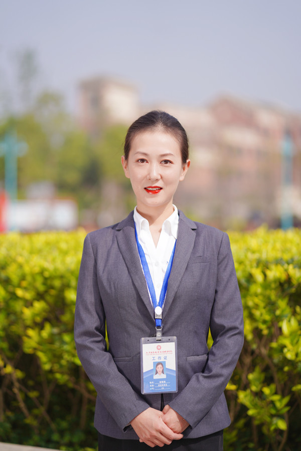 1649658809471843.jpg 謝豫琳_副本.jpg