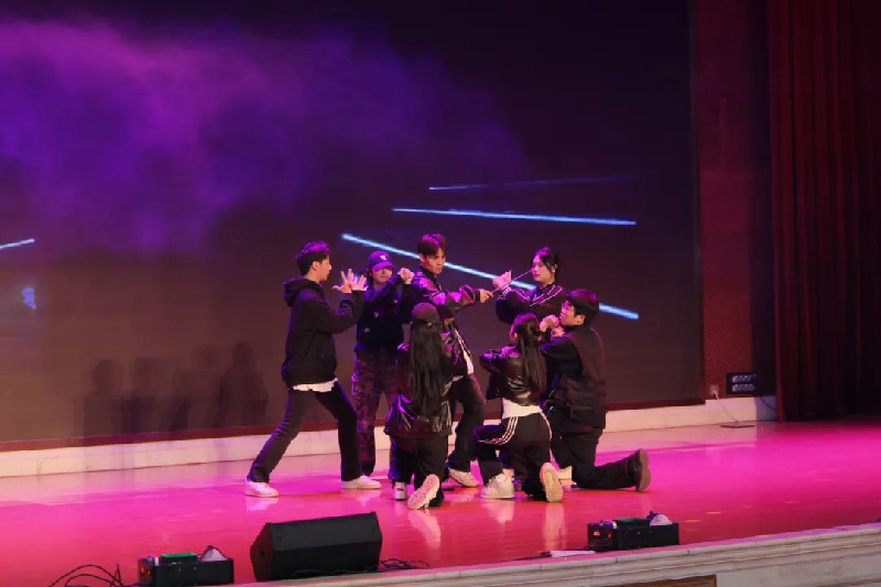 1741847381117162.jpg 2.jpg