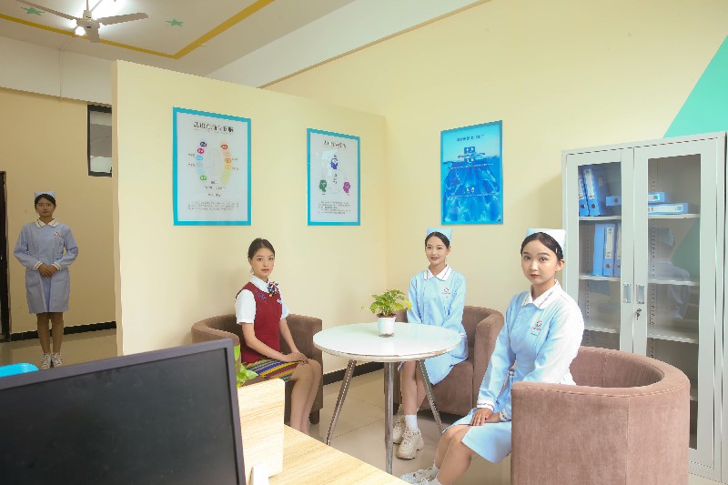 1741917324475888.jpg B38X5829-28.jpg