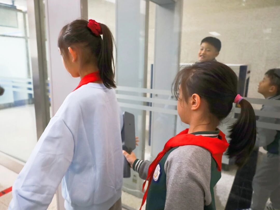 1765448729113156.jpg mmexport1765448182336.jpg